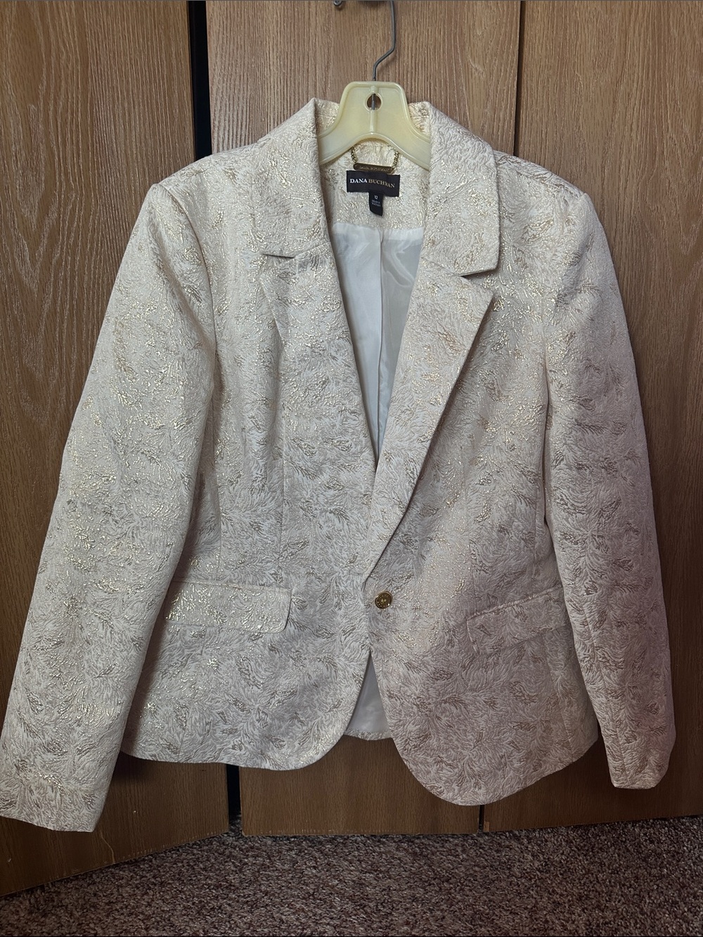 Dana Buchman business jacket